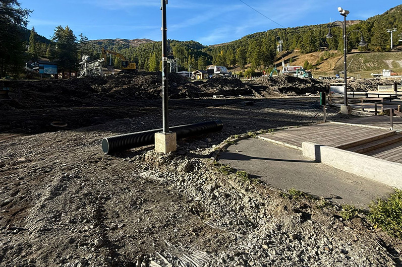 Earthworks on the Risoul 1850 snow front